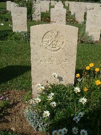 Sangro River War Cemetery - Nur Jalal, 